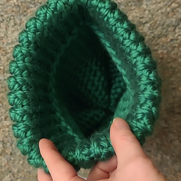 Handmade Green Beanie - Picture 3 of 3